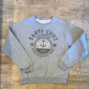 Santa Cruz California Vintage Gray Crewneck Sweatshirt